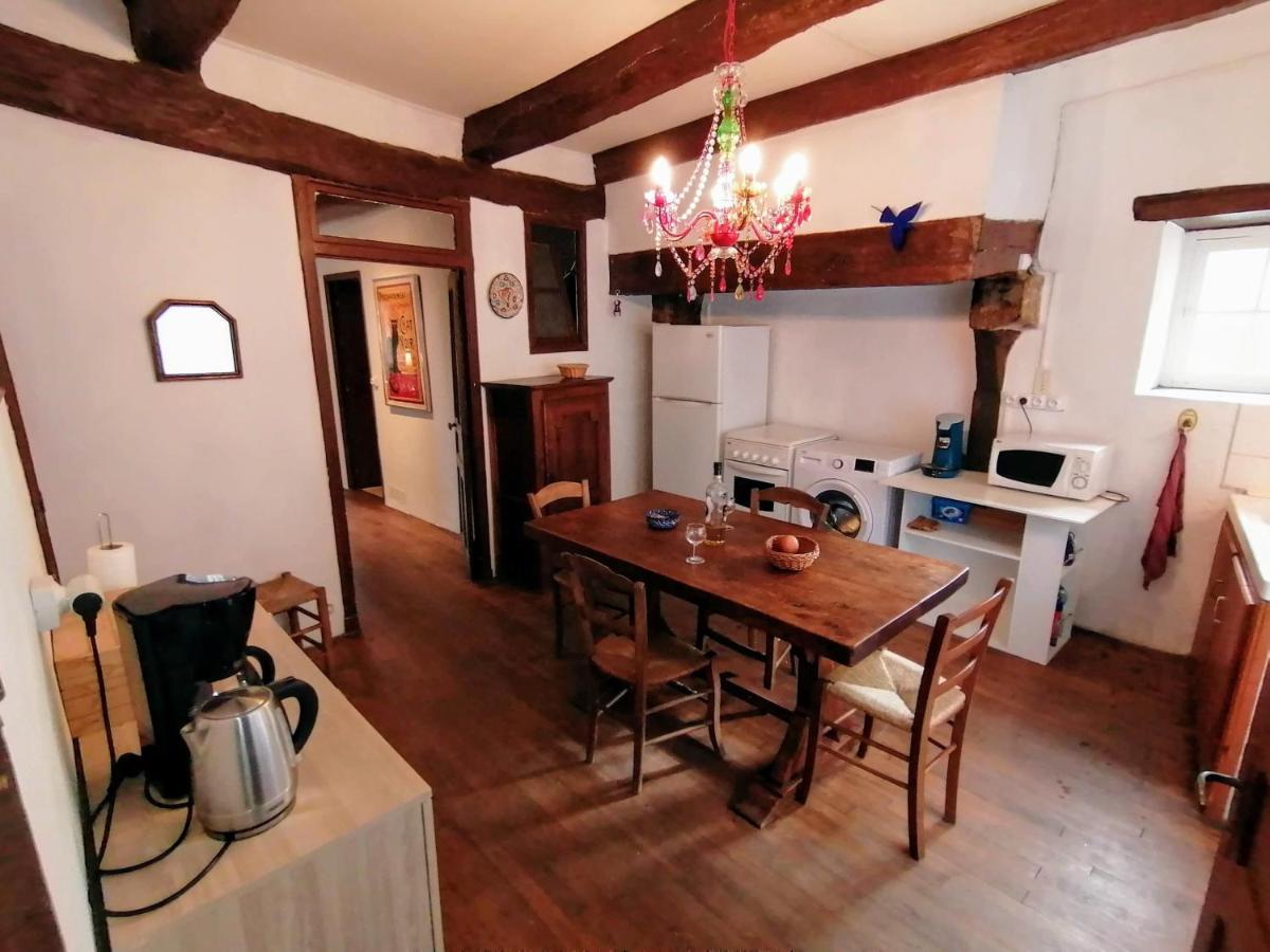Vila 11 Rue Basse Najac Exteriér fotografie