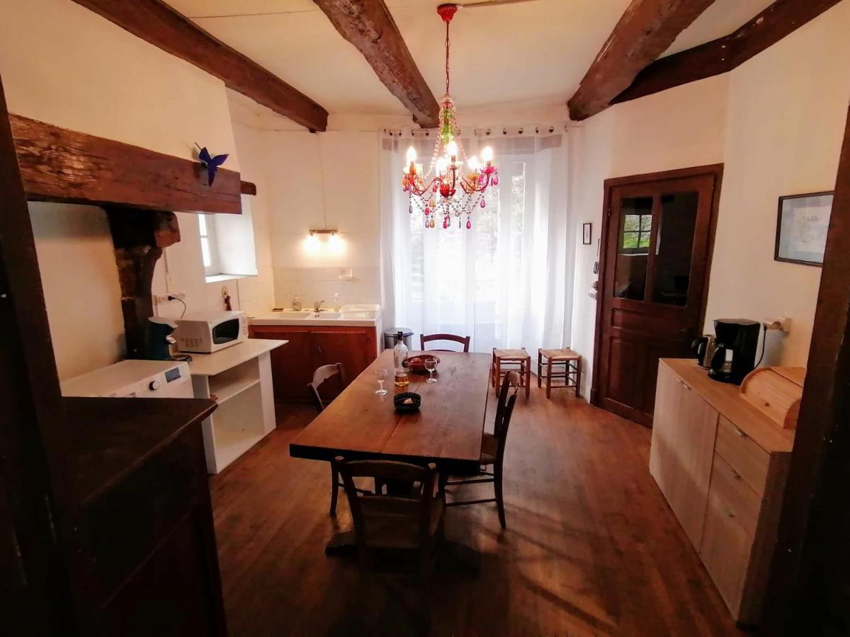 Vila 11 Rue Basse Najac Exteriér fotografie